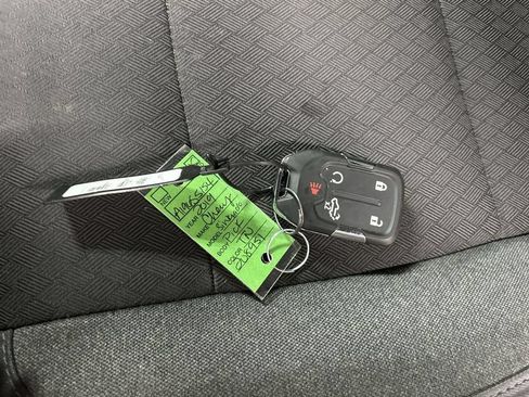 Used 2019 Chevrolet Silverado 1500 LT w/ All-Star Edition AWD/4WD image 12