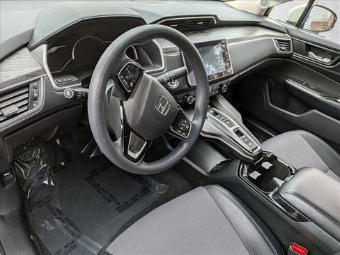 Used 2019 Honda Clarity Plug-In Hybrid image 10