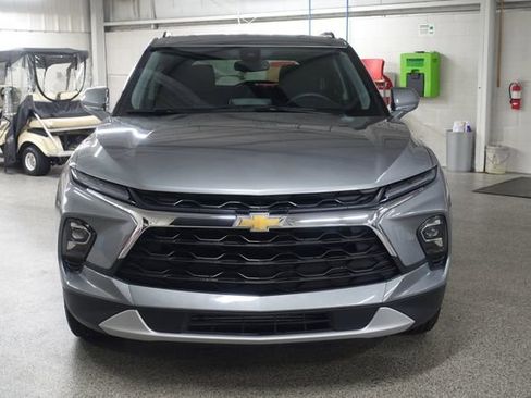 Used 2024 Chevrolet Blazer LT w/ Convenience Package FWD image 2