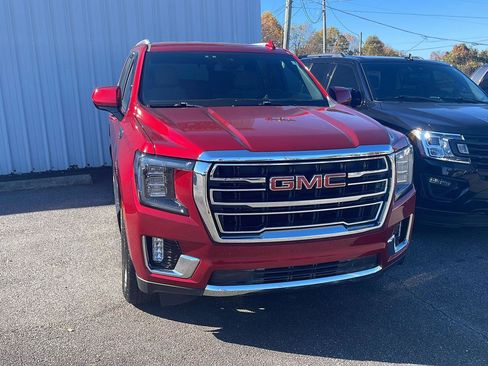 Used 2023 GMC Yukon SLT image 2