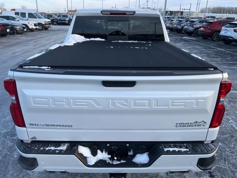 Used 2021 Chevrolet Silverado 1500 High Country w/ Safety Package II image 8