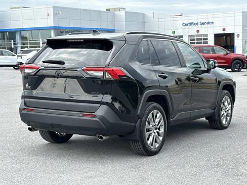 Used 2023 Toyota RAV4 XLE Premium AWD/4WD image 25