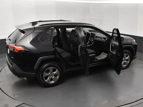 Used 2024 Toyota RAV4 XLE FWD image 6