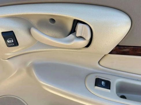 Used 2005 Chevrolet Impala LS w/ Preferred Equipment Group image 22