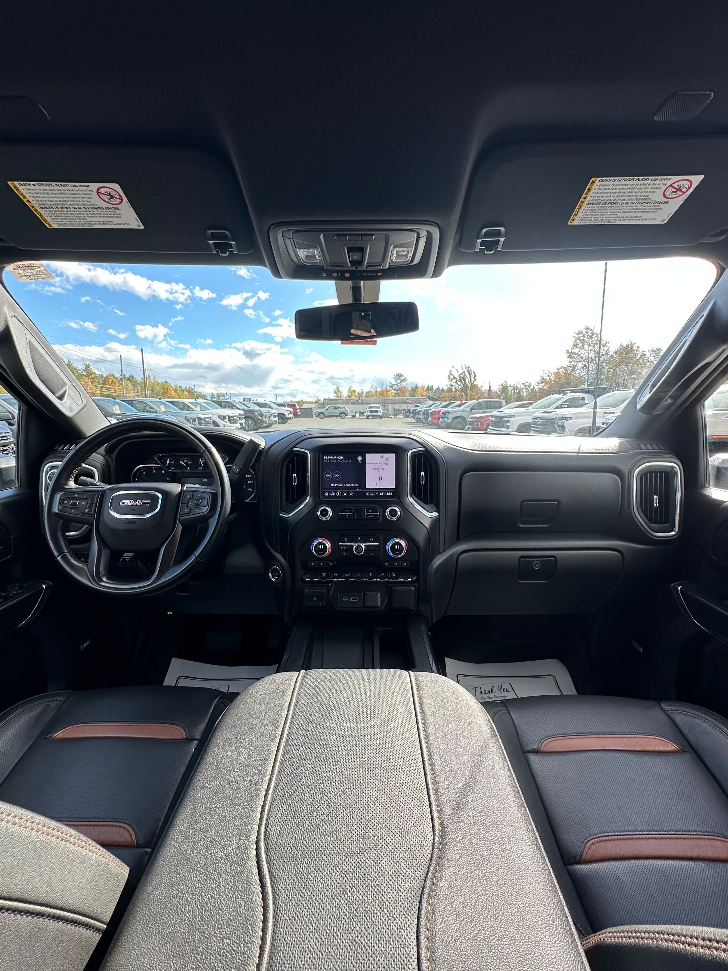 Used 2023 GMC Sierra 2500 AT4 w/ AT4 Preferred Package AWD/4WD image 10