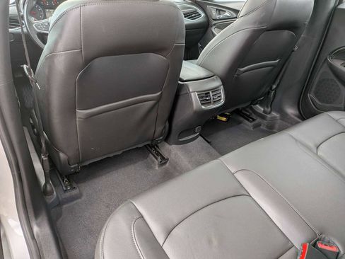 Used 2020 Chevrolet Malibu LT w/ Leather Package image 18