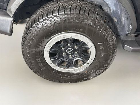 Used 2021 Ford Bronco 2-Door w/ Sasquatch Package AWD/4WD image 32