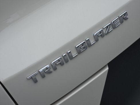New 2026 Chevrolet TrailBlazer ACTIV w/ Convenience Package FWD image 7