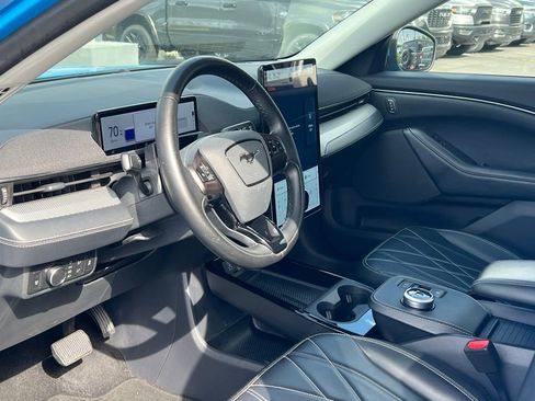 Used 2022 Ford Mustang Mach-E Select w/ Comfort/Technology Package RWD image 28