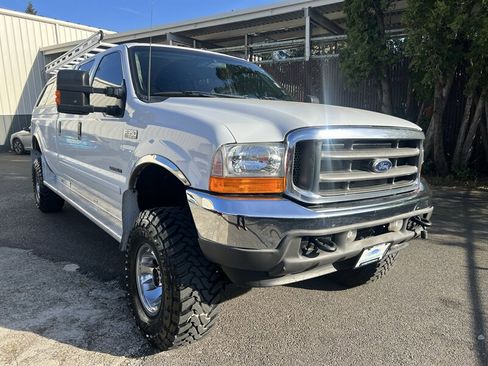 Used 2001 Ford F350 Lariat image 7