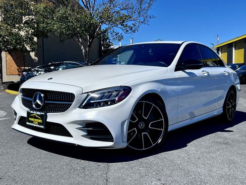Used 2020 Mercedes-Benz C 300 Sedan image 2