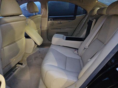 Used 2017 Lexus LS 460 460 image 4