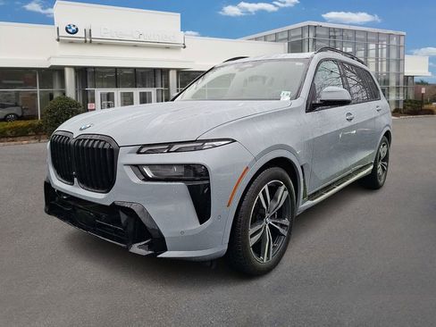 Certified 2023 BMW X7 xDrive40i w/ M Sport Package image 1