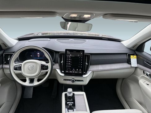 New 2026 Volvo XC90 B6 Ultra w/ Protection Package image 14