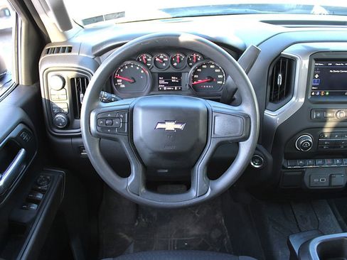 Used 2022 Chevrolet Silverado 1500 Custom w/ LPO, Dark Essentials Package AWD/4WD image 4