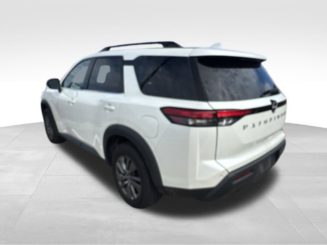 Used 2024 Nissan Pathfinder SV FWD image 23