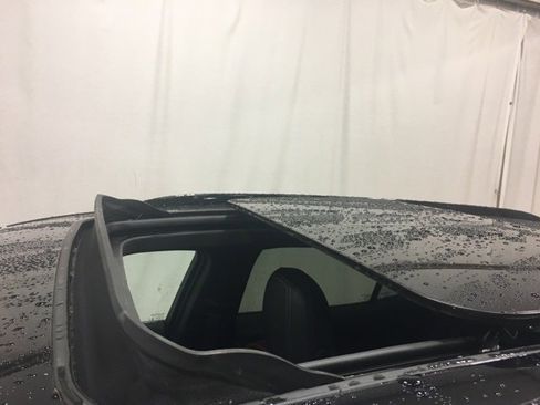 Used 2024 Chevrolet Equinox EV RS image 38