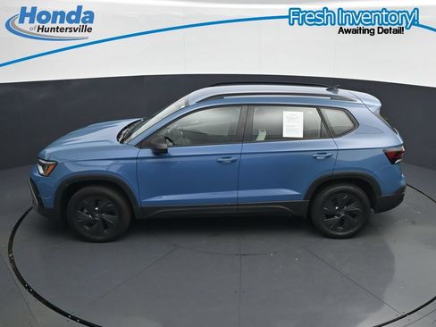 Used 2025 Volkswagen Taos S FWD image 20