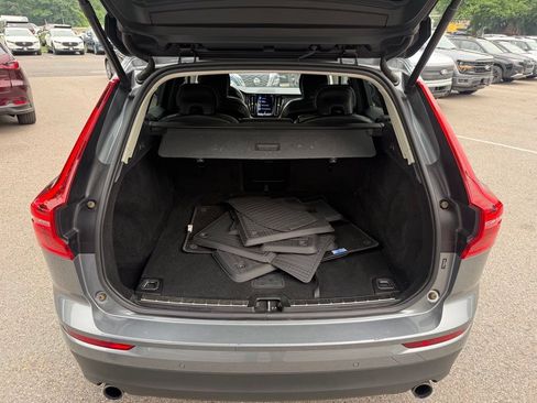 Used 2021 Volvo XC60 T5 Momentum w/ Premium Package AWD/4WD image 28