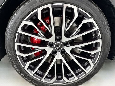 New 2026 Audi SQ7 Prestige image 31