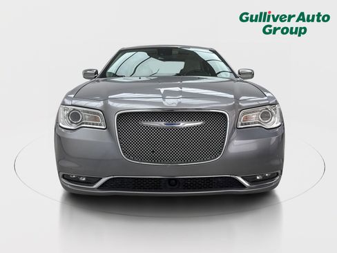 Used 2018 Chrysler 300 Limited w/ Safetytec Plus Group RWD image 14