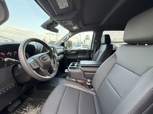 New 2025 GMC Sierra 2500 Pro w/ Convenience Package image 3