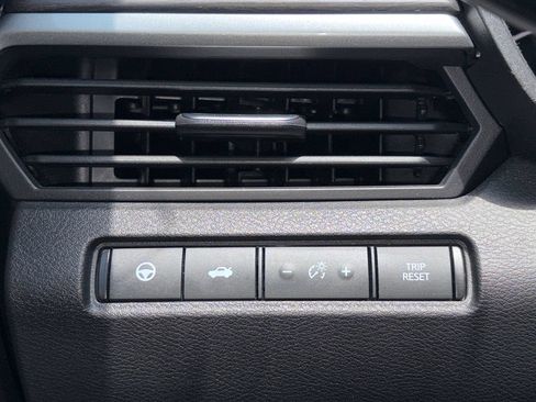 Certified 2024 Nissan Altima 2.5 SV w/ SV Premium Package FWD image 20