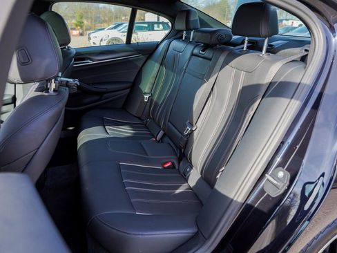 Used 2023 BMW 530e xDrive w/ Premium Package AWD/4WD image 37