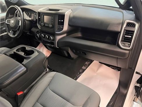 Used 2022 RAM 1500 Big Horn AWD/4WD image 10