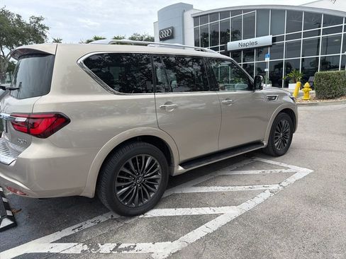 Used 2023 INFINITI QX80 Sensory w/ Cargo Package AWD/4WD image 3