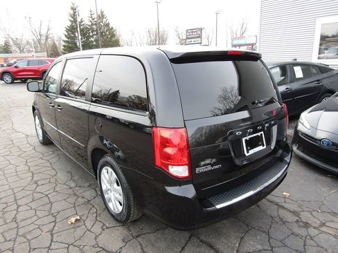 Used 2017 Dodge Grand Caravan SE w/ Power Window Group image 3