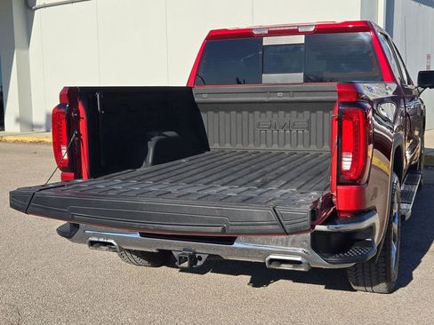 Used 2024 GMC Sierra 1500 SLT image 25