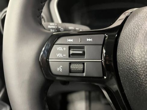 New 2026 Honda Pilot Touring image 18