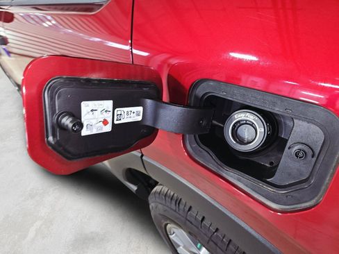 Used 2025 Ford Bronco Sport Big Bend AWD/4WD image 60