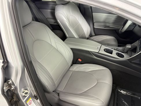 Used 2019 Toyota Avalon Limited w/ Advanced Safety Package FWD image 33