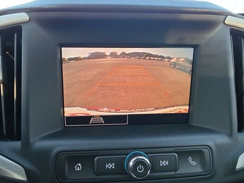 Used 2024 GMC Terrain SLE w/ Driver Convenience Package FWD image 20