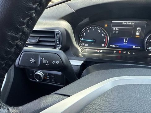 Used 2022 Ford Explorer XLT w/ Equipment Group 202A AWD/4WD image 41