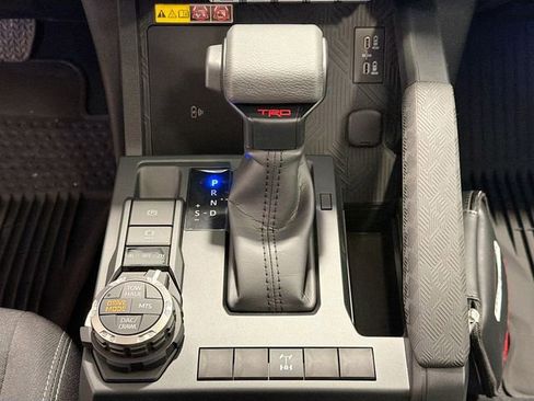 New 2026 Toyota Tacoma TRD Off-Road AWD/4WD image 13