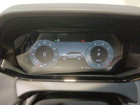 Used 2024 Land Rover Range Rover Evoque S image 10