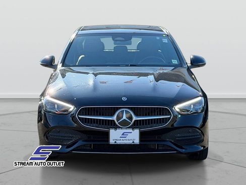 Used 2025 Mercedes-Benz C 300 4MATIC Sedan image 2