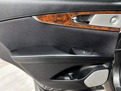 Used 2017 Lincoln MKX Reserve w/ Luxury Package image 17