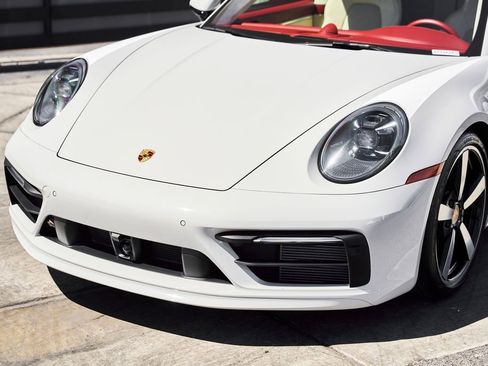 Used 2021 Porsche 911 AWD/4WD image 6