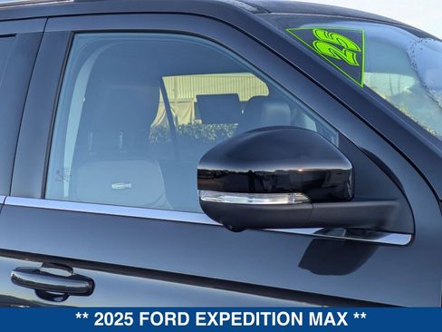 Certified 2025 Ford Expedition Max Platinum image 10