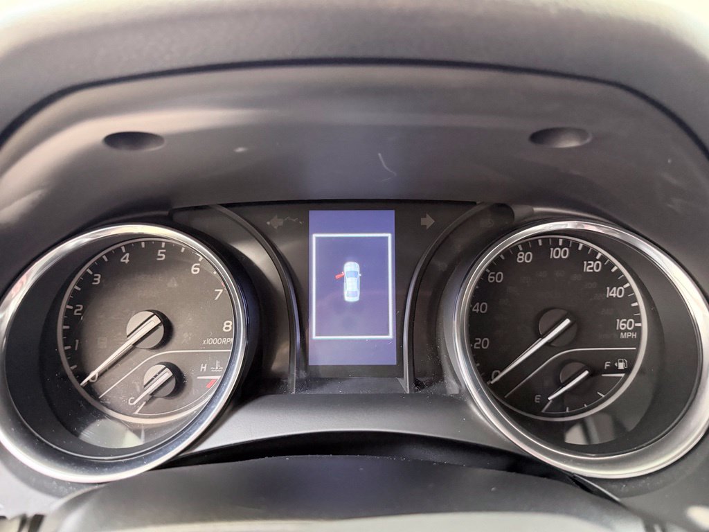 Used 2020 Toyota Camry SE FWD image 41