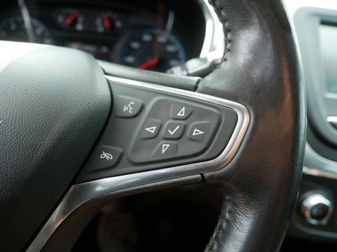 Used 2018 Chevrolet Equinox LT AWD/4WD image 29