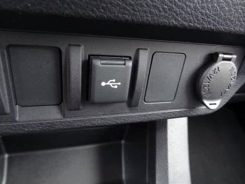 Used 2023 Toyota Tacoma SR image 18