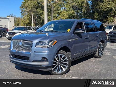 Used 2023 Lincoln Navigator L Reserve image 1