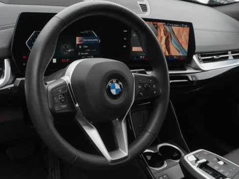 Certified 2025 BMW X2 xDrive28i w/ Premium Package AWD/4WD image 10