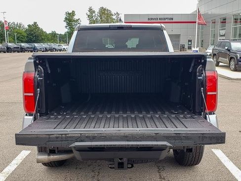 New 2025 Toyota Tacoma TRD Off-Road image 5