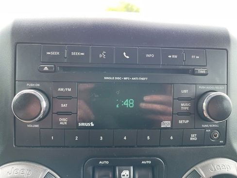 Used 2017 Jeep Wrangler Unlimited Sport w/ Quick Order Package 23S image 18